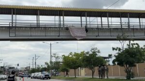 Autoridades investigan hallazgo de restos humanos y mensaje intimidante en puente de Machala