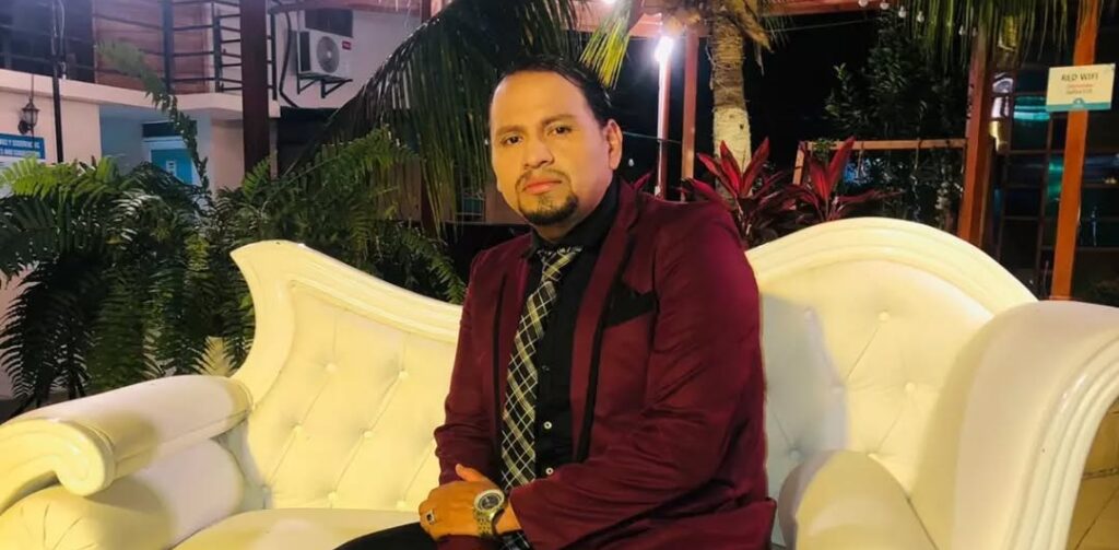 El Compadre Candelario podría perder su pierna: el drama real de Miguel Santana