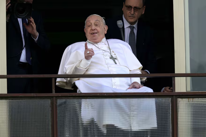 El papa Francisco podría reaparecer este domingo para el Angelus