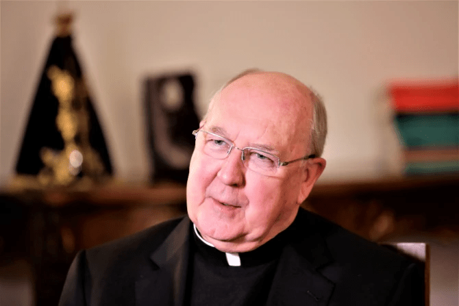 Kevin Farrell: El cardenal que lidera el Vaticano en la transición papal