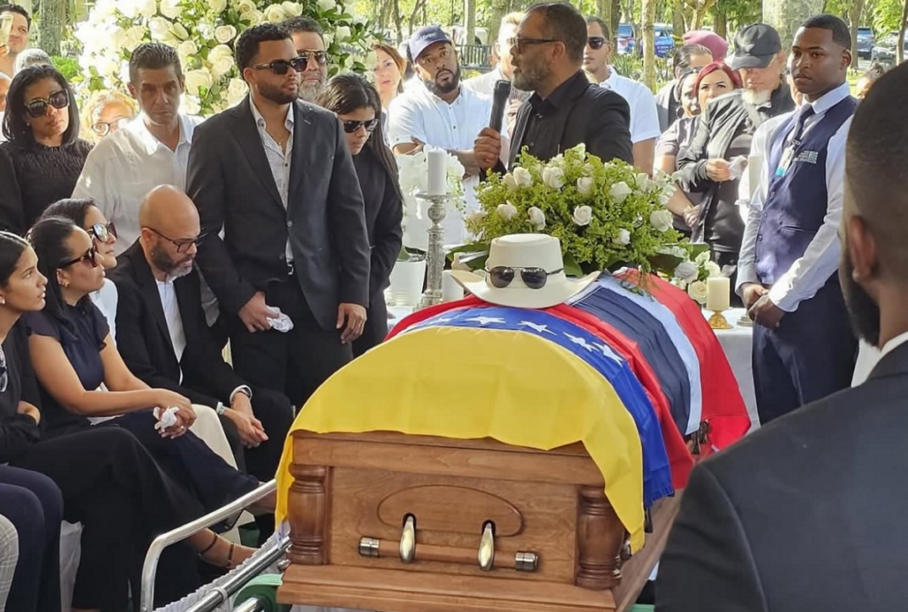 República Dominicana despide a Rubby Pérez