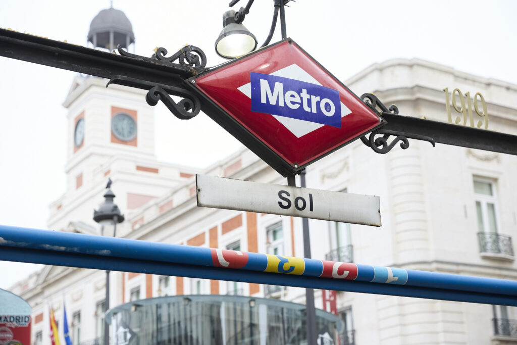 ¡Caos en Madrid! Apagón Eléctrico Deja el Metro Completamente Paralizado