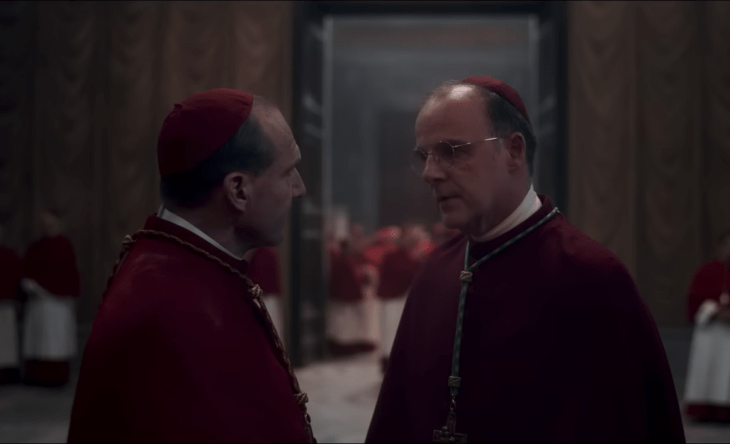 ‘Cónclave’, la película ganadora de un Oscar que recrea cómo sería la elección de un Papa