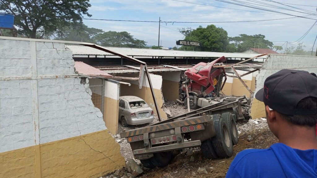 El accidente en motel de Daule generó comentarios jocosos en redes sociales