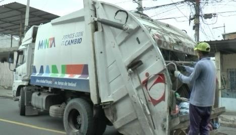 El municipio de Manta alquilará seis recolectores