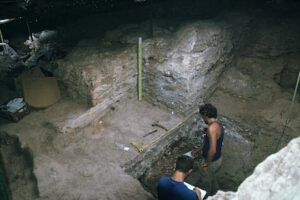 El yacimiento de San Lázaro alberga restos de los últimos neandertales de la península ibérica.