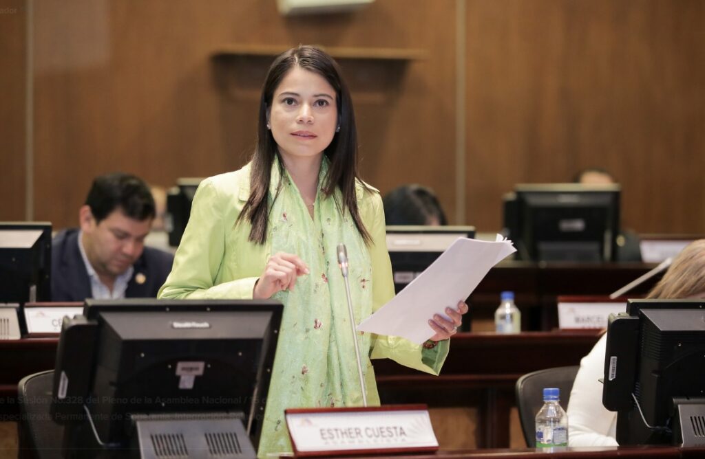 ADN solicita prohibición de salida del país para exasambleísta Esther Cuesta por caso ligados