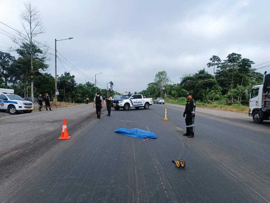 Accidente en el Km 22 de la vía a Quevedo cobra la vida de ciudadano colombiano