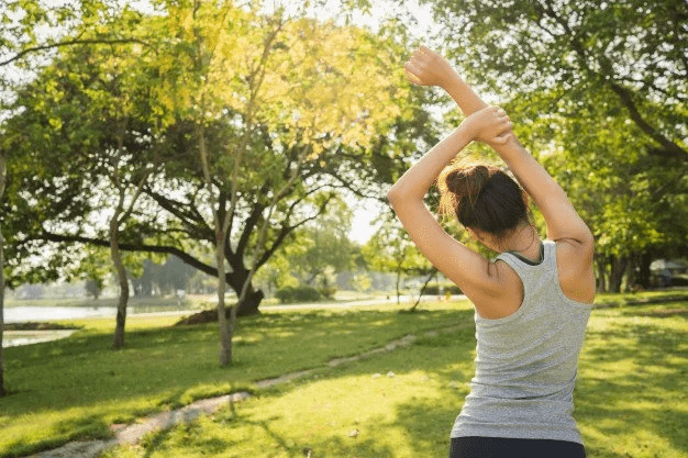 Actividad física por la mañana mejora la salud y potencia el bienestar, afirman expertos