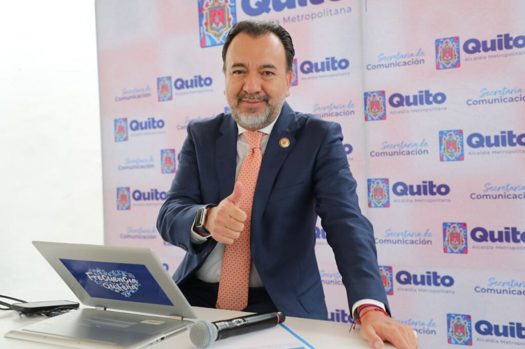 Alcalde Pabel Muñoz impulsa alianza ambiental y de innovación con universidades quiteñas