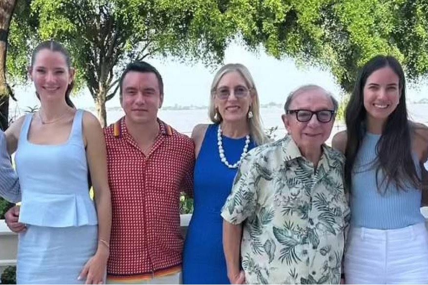 Álvaro Noboa Pontón, empresario ecuatoriano de 74 años y padre del presidente Daniel Noboa Azín, reapareció en redes sociales.