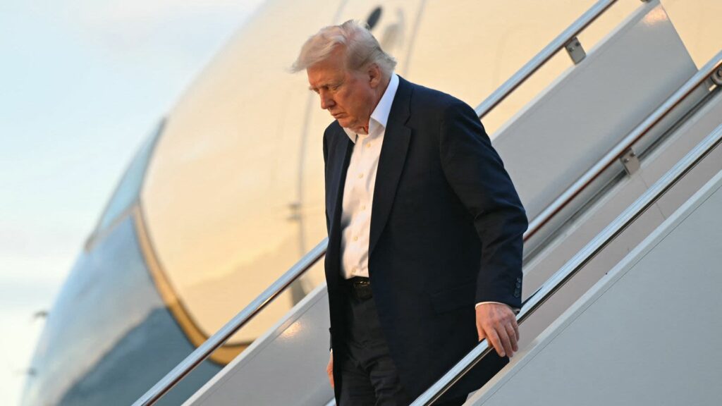 Arabia Saudita, EAU y Qatar negocian acuerdos bilaterales con Trump en su visita oficial.
