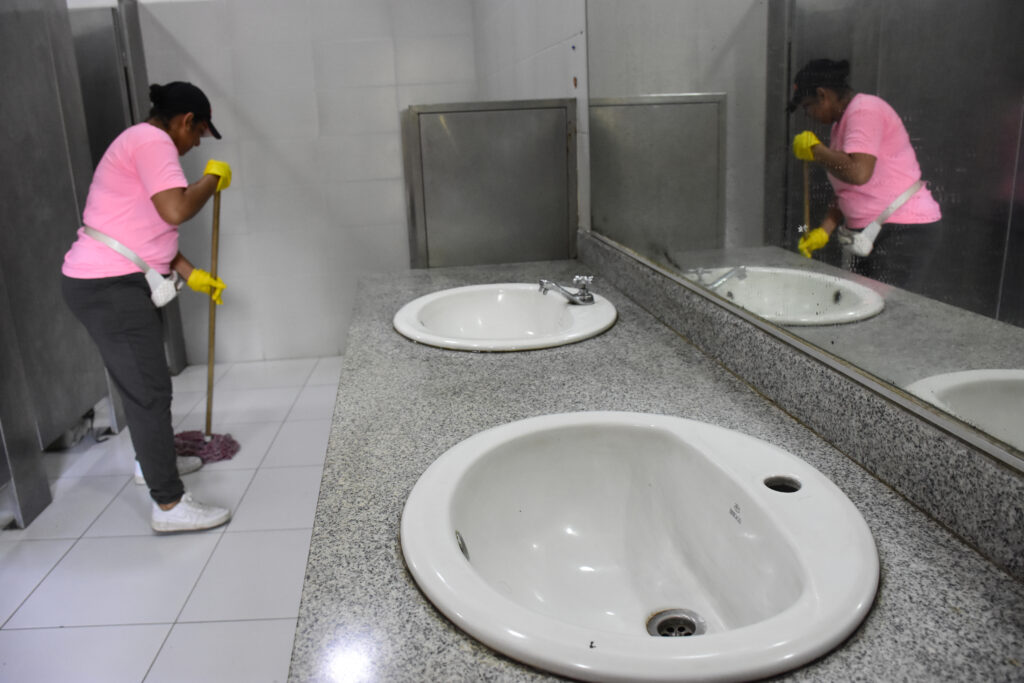 Portoparques implementa cobro en baños en La Rotonda y Las Vegas para combatir inseguridad y daños