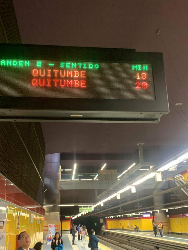 Cada vez más personas eligen el Metro de Quito: 226 mil pasajeros en una jornada