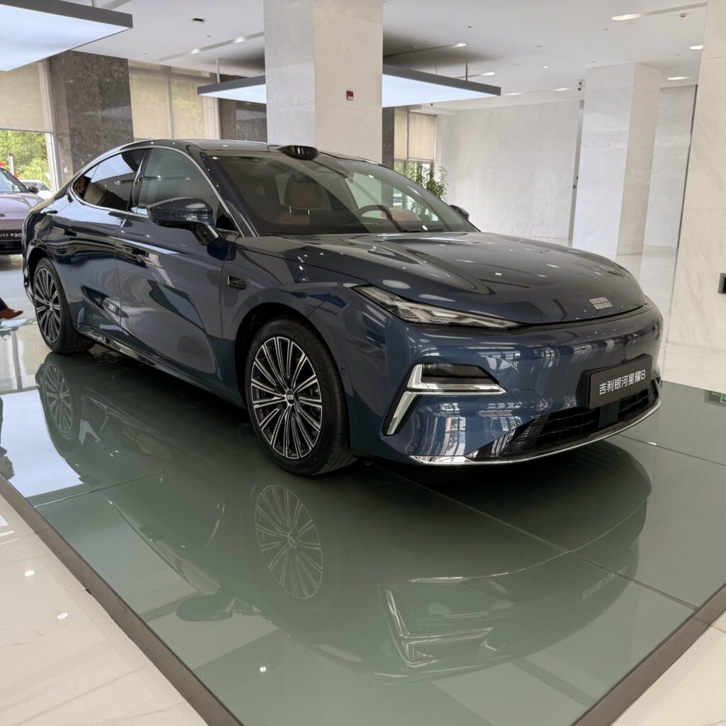Carros suecos-chinos ingresan al mercado automotor ecuatoriano