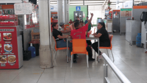 Comerciantes de “El Mercadazo” se preparan para el Día de las Madres con altas expectativas