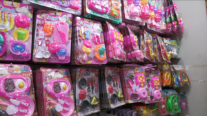 Comercios de Portoviejo reportan alza en ventas de juguetes por el Día del Niño