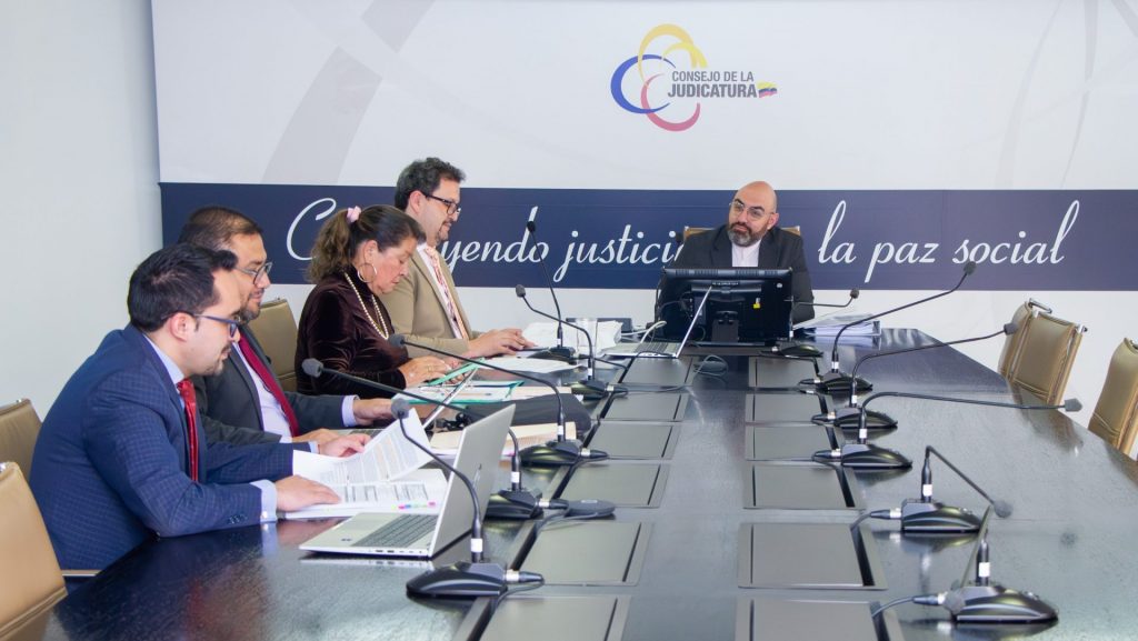 Cuatro ex jueces sentenciados por el caso plaga fueron destituidos por el Consejo de la Judicatura