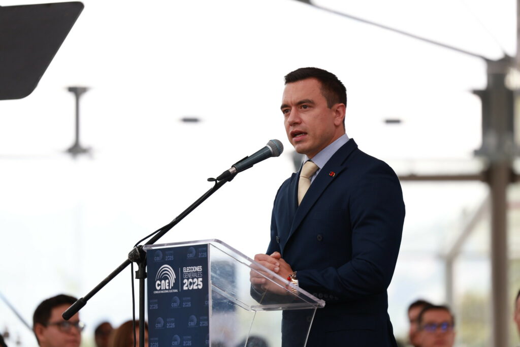 Daniel Noboa plantea focalizar subsidio al diésel y proteger a transportistas y pescadores