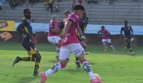 Delfín SC e Independiente del Valle igualaron 1-1 este sábado en el estadio Jocay, en un disputado encuentro