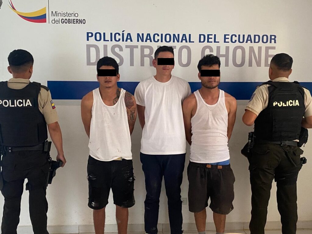 Detenidos con arma en chone