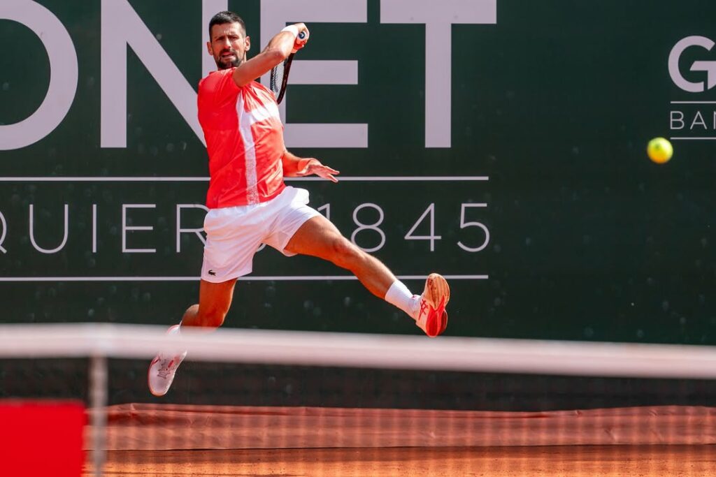 Djokovic vence a Hurkacz y alcanza los 100 Trofeos en Ginebra