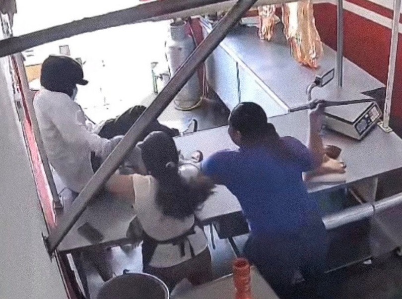 Dos mujeres, empleadas de una carnicería, en Chiapas, México, frustraron un asalto a mano armada enfrentándose a un ladrón