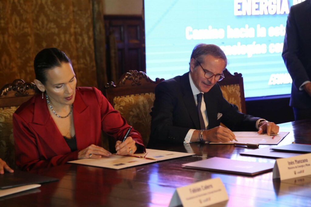Ecuador avanza en la implementación de energía nuclear con apoyo del OIEA