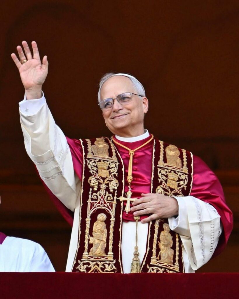 Ecuador celebra la elección del Papa León XIV, Robert Prevost, nuevo líder de la Iglesia Católica
