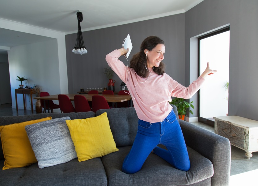 El Gobierno español ordenó retirar casi 66.000 anuncios de alquiler turístico en Airbnb