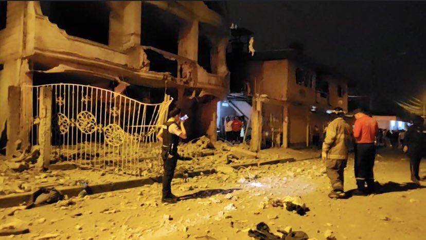 El Oro explosión en Santa Rosa deja dos heridos y varias viviendas destruidas 