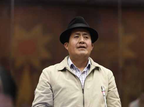 El asambleísta, Arturo Ugsha interviene en el Pleno de la Asamblea de Ecuador