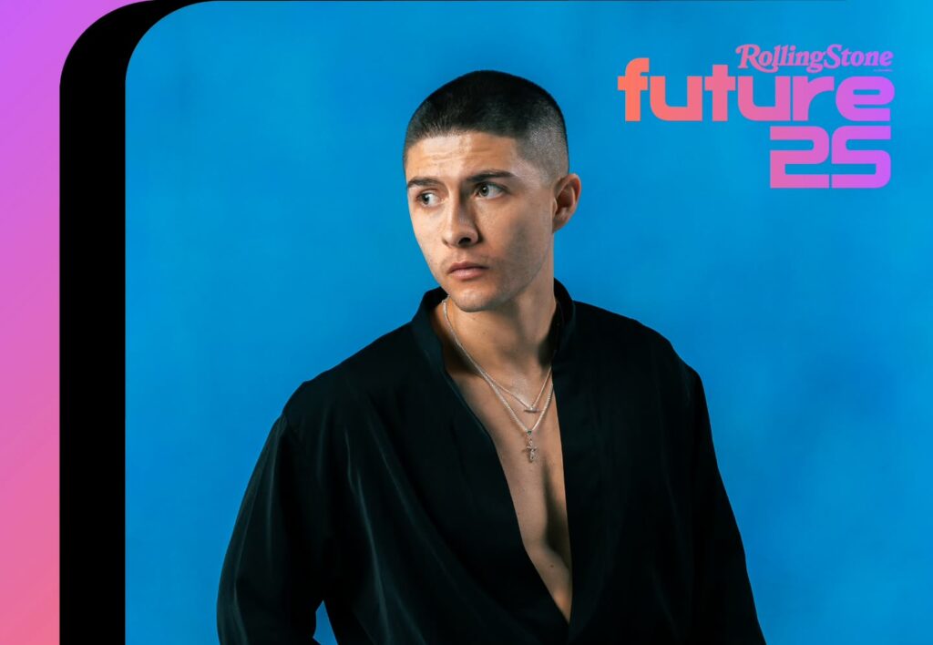 El cantautor ecuatoriano Álex Ponce es destacado por la revista Rolling Stone como uno de los 25 artistas del futuro