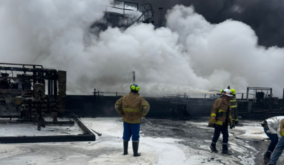 El incendio ocurrido en el área de utilidades de la infraestructura, no dejó heridos