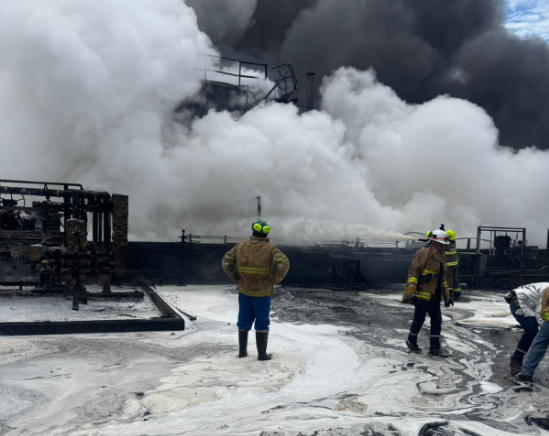 El incendio ocurrido en el área de utilidades de la infraestructura, no dejó heridos