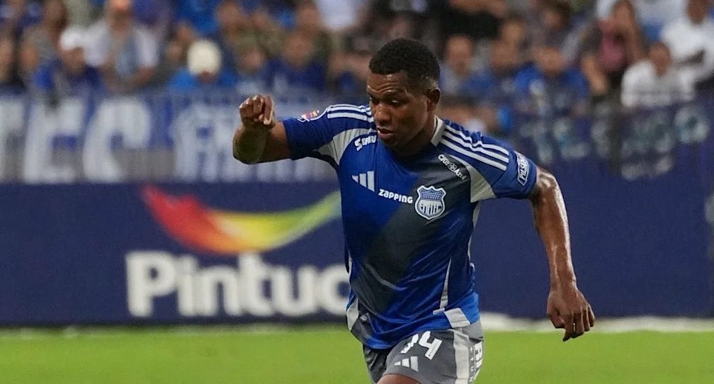 Emelec enciende el Clásico del Astillero