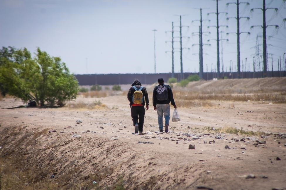 Migrantes en la frontera con EE.UU.