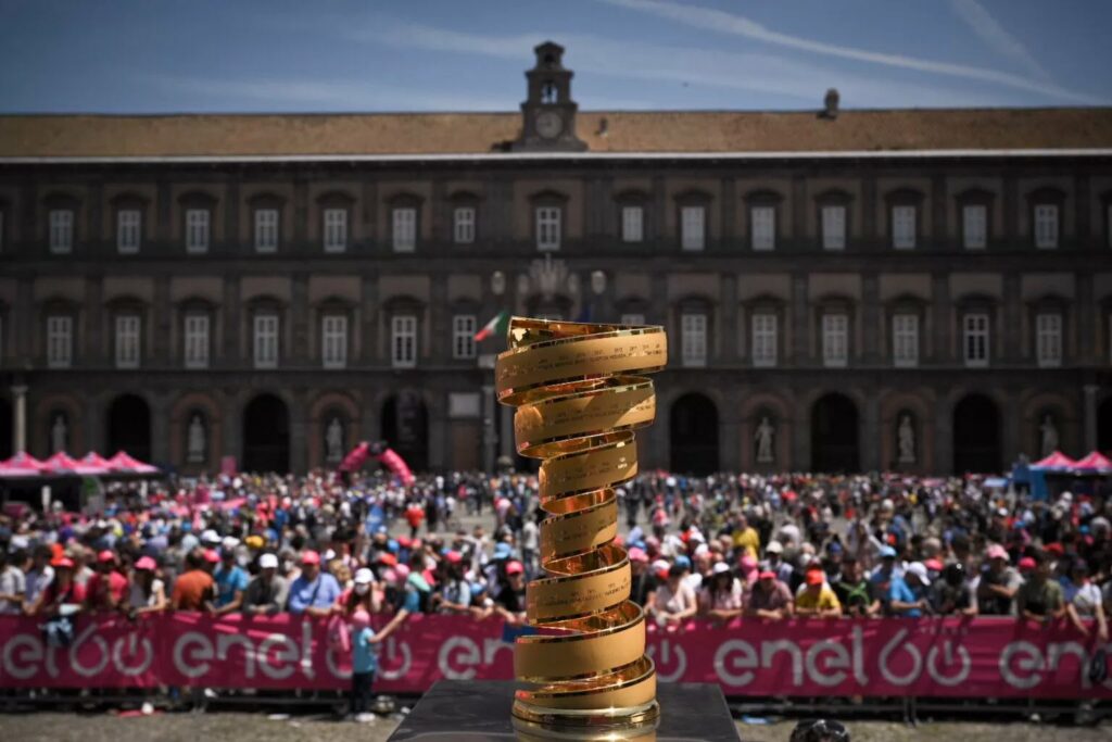 El ecuatoriano Richard Carapaz encabeza equipo confirmado para el Giro de Italia