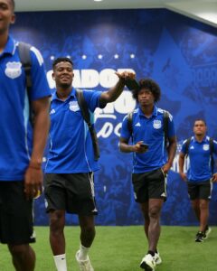 Los jugadores de Emelec se sienten optimistas para el Clásico del Astillero.