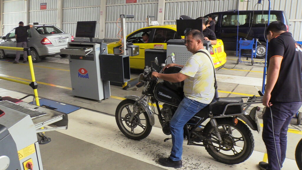 Portoviejo registra un aumento del 40% en matriculación vehicular en 2025