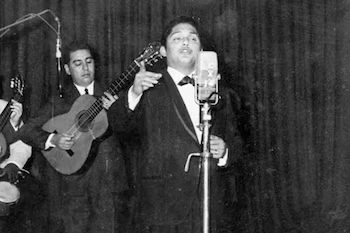 Julio Jaramillo convocaba a cientos de personas a cada concierto que ofrecía.