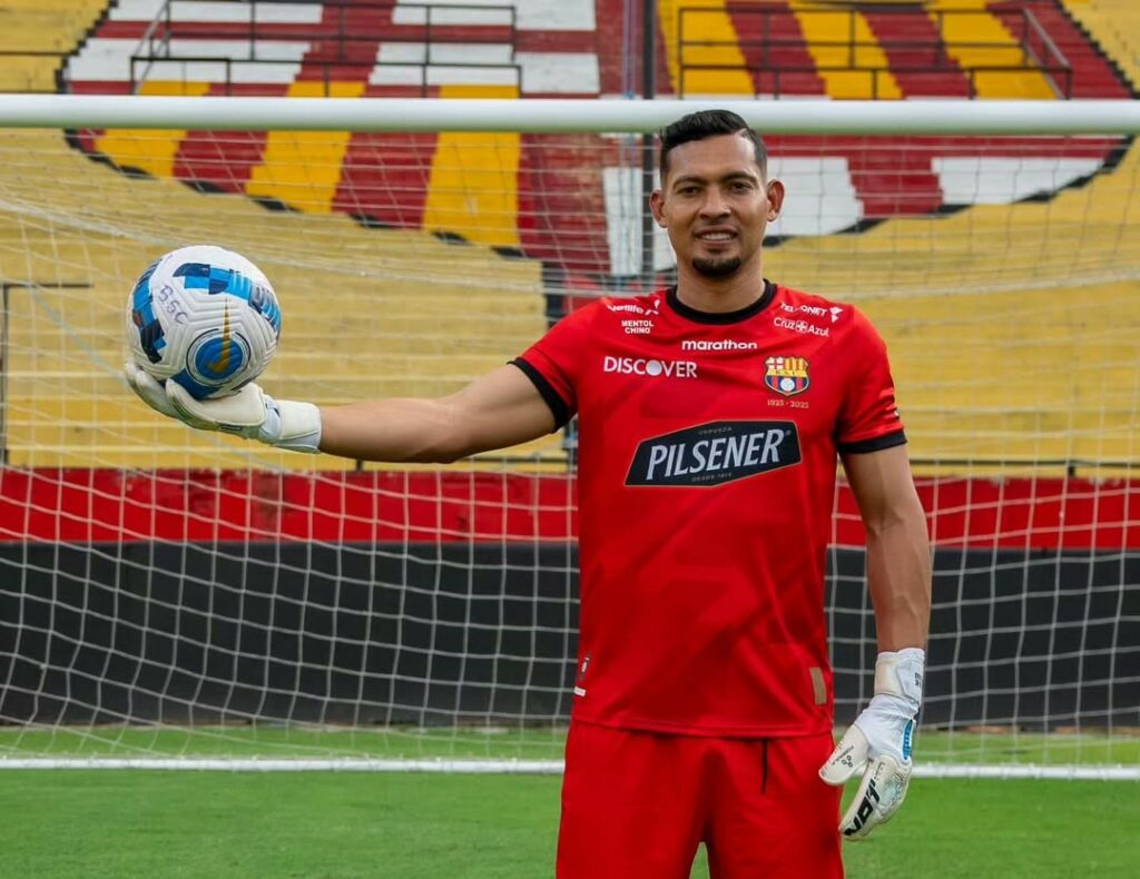 José David Contreras fue fue operado y será baja en Barcelona SC