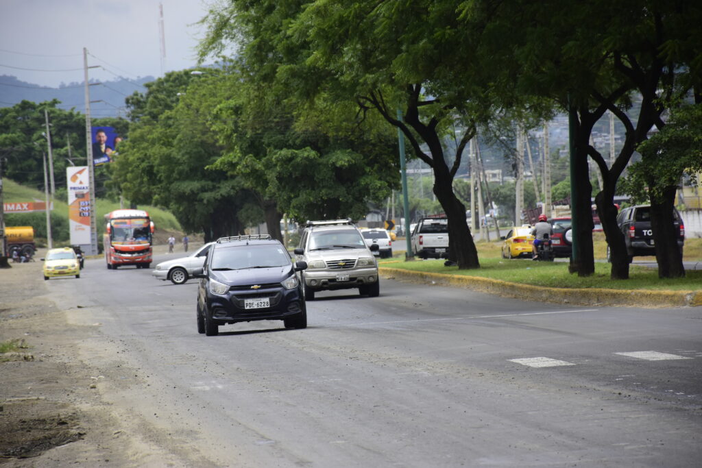 Viernes de tráfico: las avenidas más críticas en Portoviejo al cierre de la jornada
