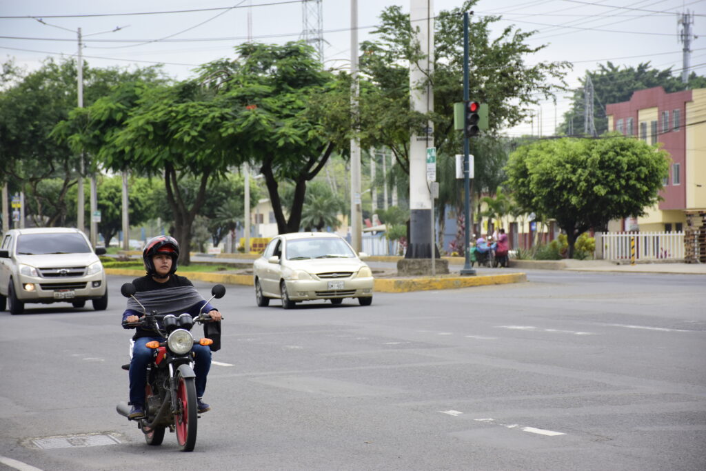 ¿Vuelves a casa? Evita estas cuatro avenidas con tráfico en Portoviejo