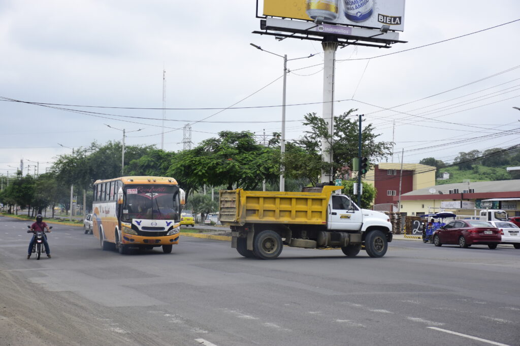 ¿Atascado en Portoviejo? Estas son las avenidas con más tráfico este viernes