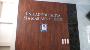 La Unidad Educativa Santa Mariana de Jesús celebra sus fiestas patronales