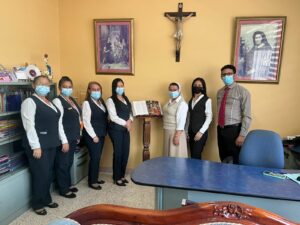 La Unidad Educativa Santa Mariana de Jesús celebra sus fiestas patronales