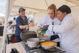 La cocina manabita se consolida como atractivo clave durante los feriados en Ecuador