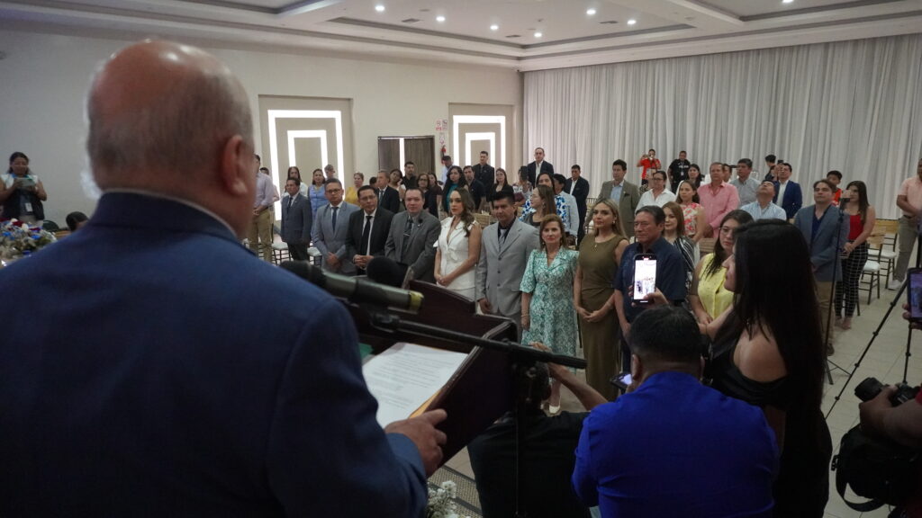 La nueva directiva de la Asociación de Radiodifusión de Santo Domingo asumió sus funciones este 22 de mayo de 2025.