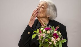 Margot Friedländer, superviviente del Holocausto, autora y símbolo de la memoria histórica, fallece a los 103 años dejando un legado de lucha contra el olvido y el antisemitismo